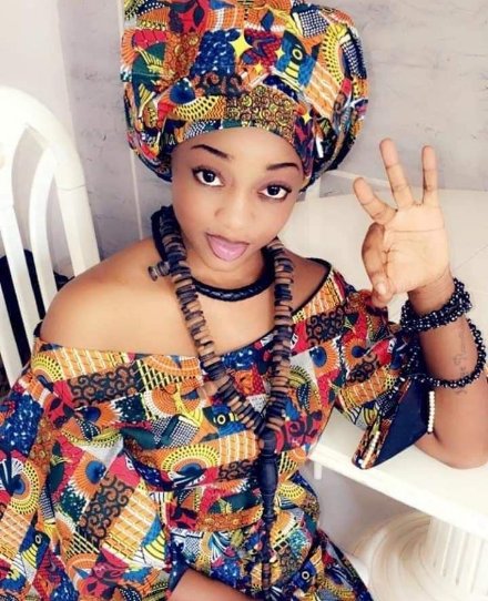 PHOTOS - Magal 2019 : Les plus beaux looks des célébrités à copier
