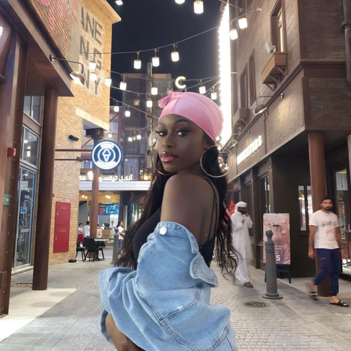 PHOTOS - Diarra Sylla fait monter la température