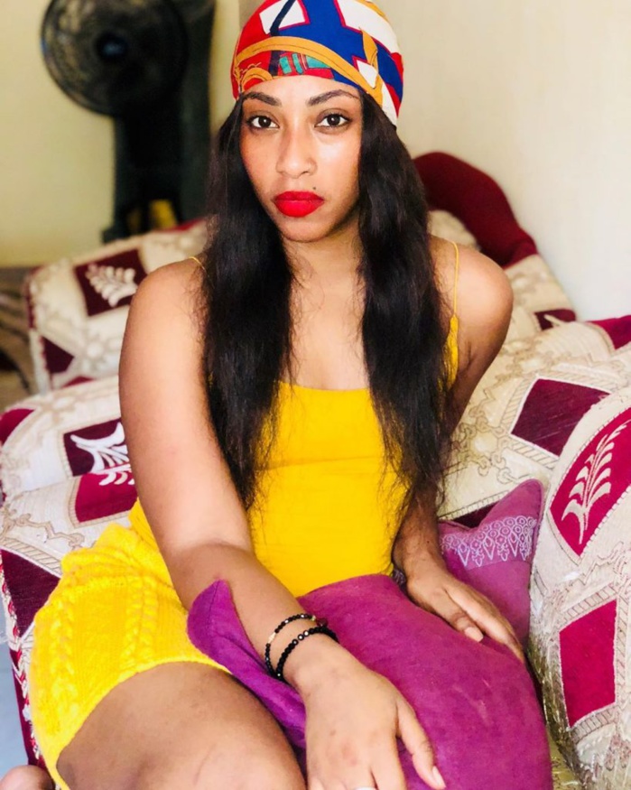 PHOTOS - Georgette Chidid, la sœur de Viviane, met en avant ses atouts de femme