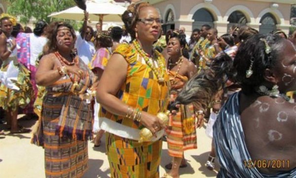 Photo: La mère de Drogba lors du mariage de son fils