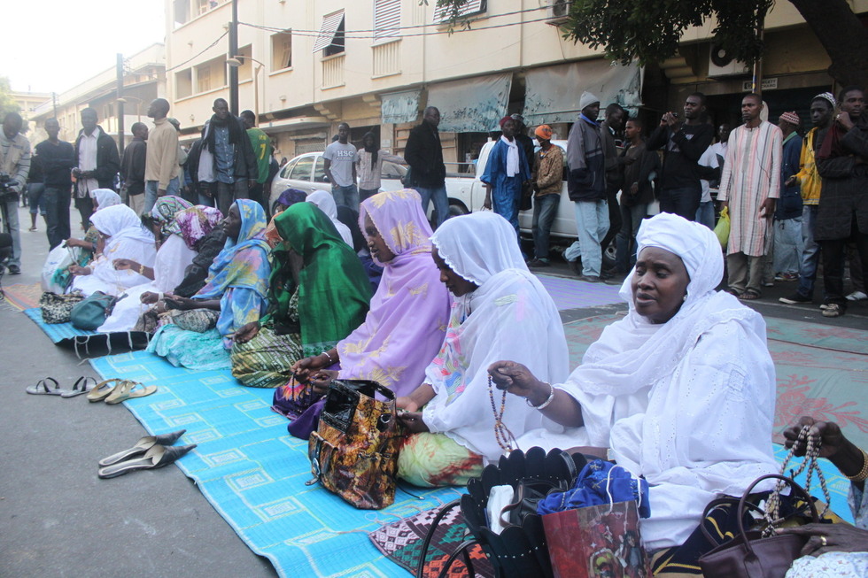 Voici des images des émeutes de ce vendredi à Dakar (Photos-Vidéos)