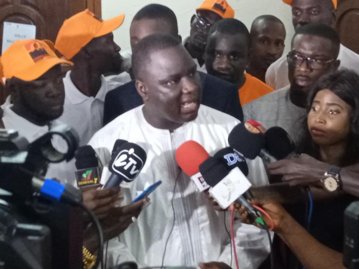 Déthié Fall : « Idrissa Seck n’a jamais quitté le terrain politique,  il est en action".