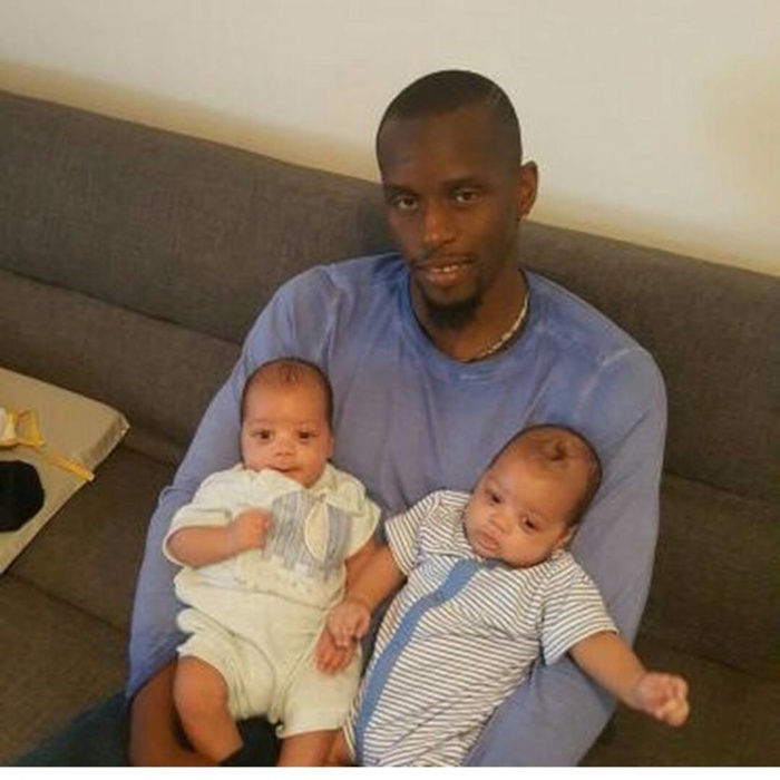 PHOTOS - La vie de Henry Camara en famille