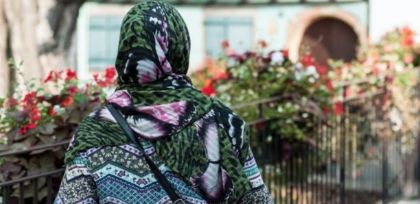 France : Le Sénat vote l'interdiction du voile pour les sorties scolaires