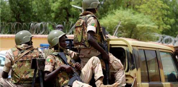 Attaque contre un camp militaire au Mali: 53 soldats et un civil tués
