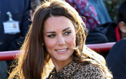 PHOTOS La cousine de Kate Middleton pose en petite tenue