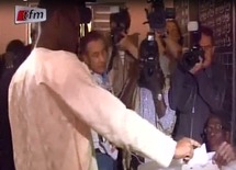 [Vidéo] Déclaration de Youssou Ndour après avoir accompli son devoir ctoyen