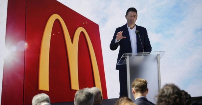 Le patron de McDonald’s limogé après une liaison au sein de l’entreprise