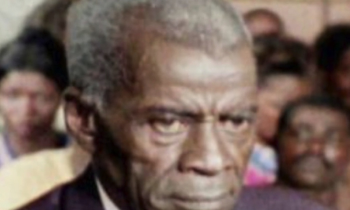AUJOURD’HUI : 5 novembre 1991, Douta Seck tire sa révérence