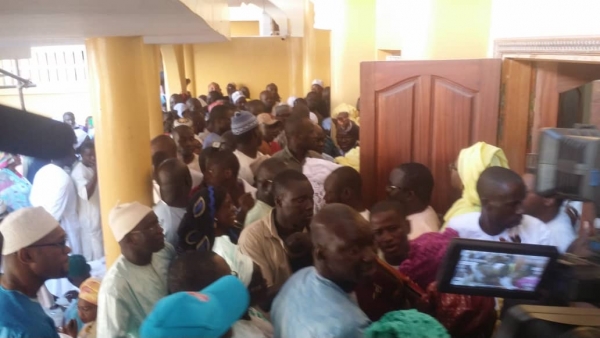 Télescopage à Tivaouane: Idrissa Seck et le ministre Aminata Assome Diatta se «bousculent» devant le salon du Khalife