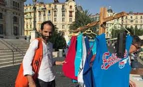 Nice: Transformation de T-shirts en sacs pour éviter le gaspillage