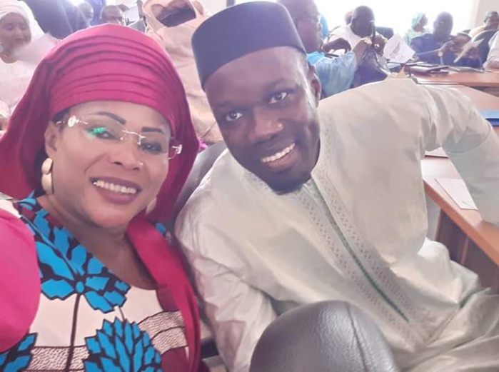 PHOTO - Quand Mame Diarra Fam raille Sonko