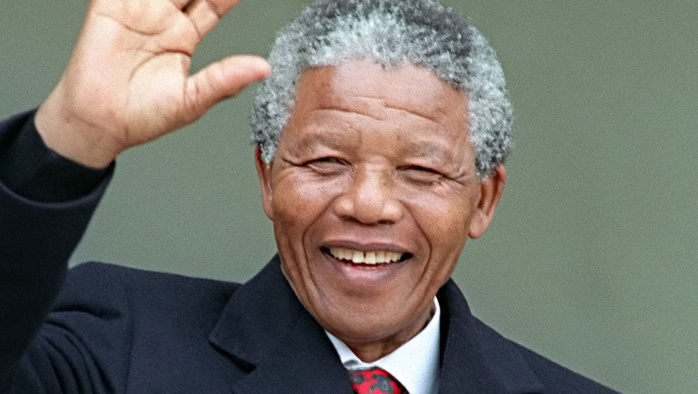 AUJOURD’HUI : 7 novembre 1991, Mandela à Dakar pour remercier le peuple sénégalais