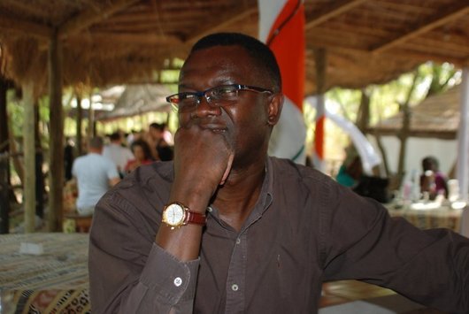 Voici Pierre Mbow le patron de l'hotel Terrou Bi