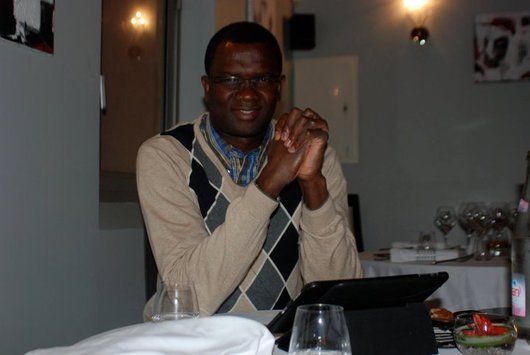 Voici Pierre Mbow le patron de l'hotel Terrou Bi