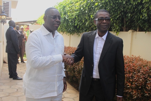 [Vidéo] Youssou Ndour dépose ses moyens chez Macky Sall