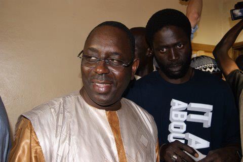 [Photos - Vidéos]  "Y en a marre" expose ses préoccupations au candidat Macky Sall -