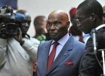 Battre et abattre politiquement Wade