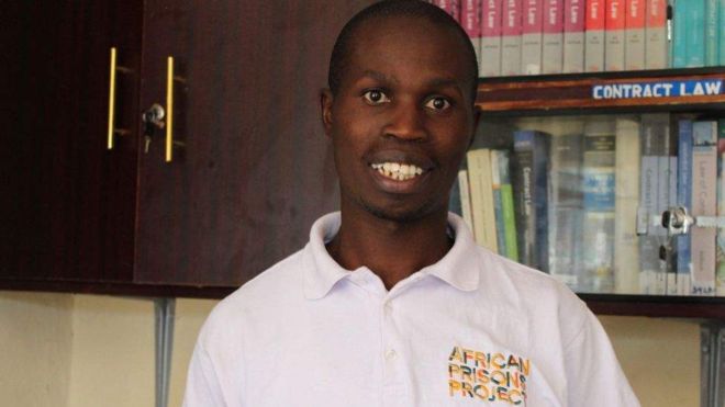 Kenya: Un ancien condamné à mort est diplômé de l’Université de Londres