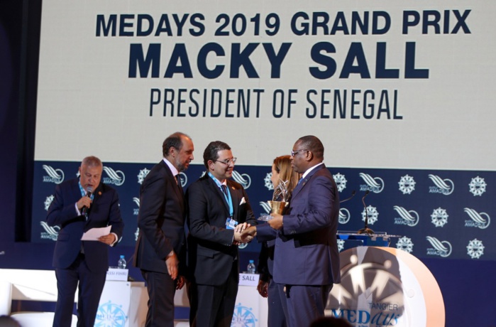 Le Président Macky Sall recevant le Grand Prix Medays: "Si l’Afrique recevait son dû par des échanges plus équitables, on ne parlerait plus d’aide publique au développement !"