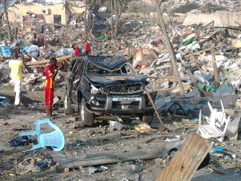 Photos de l'explosion d'un dépôt de munition a Brazzaville
