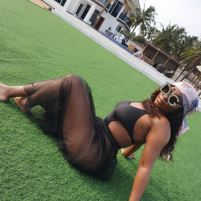 L’actrice de Nollywood, Ini Edo accusée d’avoir "volé" le... L’actrice de Nollywood, Ini Edo accusée d’avoir "volé" le...
