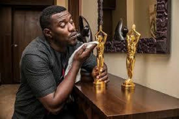 Tout ce que vous devez savoir sur l’acteur ghanéen John Dumelo