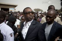 Youssou Ndour couronne Wade avec "la médaille sans suite"