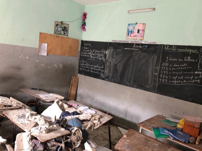 PHOTOS - "Les filaos": Les images insoutenables de l'effondrement de la dalle sur les élèves