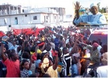 Me Wade en campagne à Ziguinchor : Les jeunes prêts à mettre du rouge sur son passage