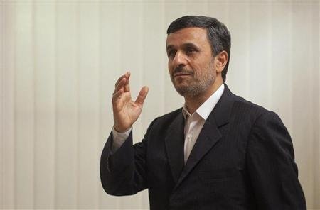 Mahmoud Ahmadinejad affronte les députés iraniens