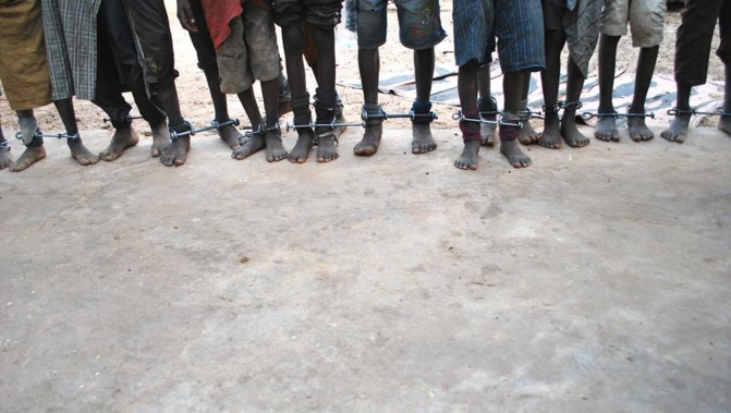 Talibés enchaînés à Coki: Le marabout, le soudeur métallique et les 4 parents déférés