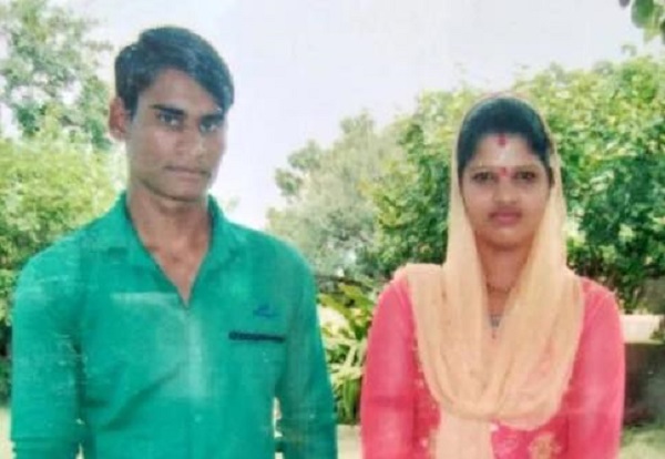 Inde: Une femme donne naissance à des «jumeaux siamois rares»