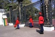 Bagarre au Palais: Un conseiller se défoule sur Mamour Cissé, la gendarmerie intervient