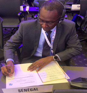 Signature, en Égypte, des Actes finaux de la Conférence Mondiale des Radiocommunications par M. Abdoul LY, DG de l'ARTP