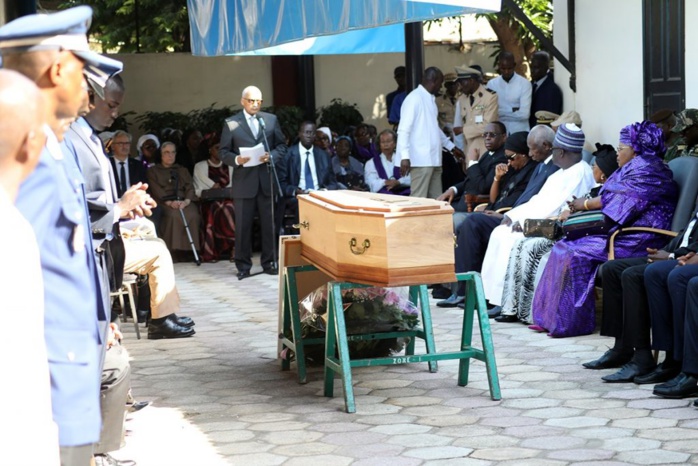 PHOTOS – Les images tristes de la levée du corps de l’épouse de Léopold Sédar Senghor, Colette Senghor