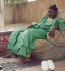 Le Khalife de Darou Mousty donne un Ndigël