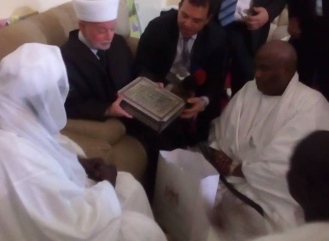 Touba: les images de la visite du grand Moufti de Palestine, ce samedi Touba: les images de la visite du grand Moufti de Palestine, ce samedi