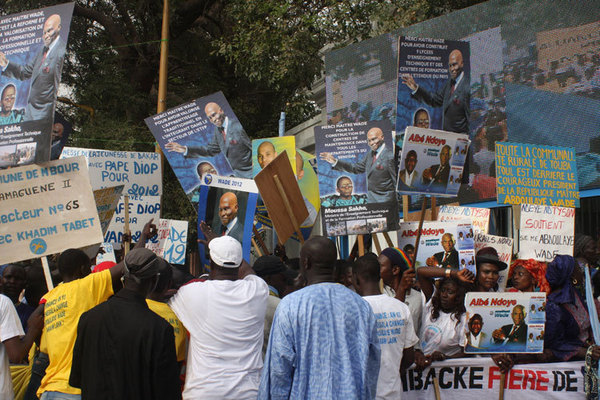 Wade attaqué à Guédiawaye s'énerve: "Macky Sall a formé ses militants à..."