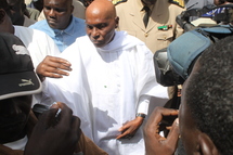 Wade arrive en tête dans le plus grand centre de vote de Banjul, avec 50,76%