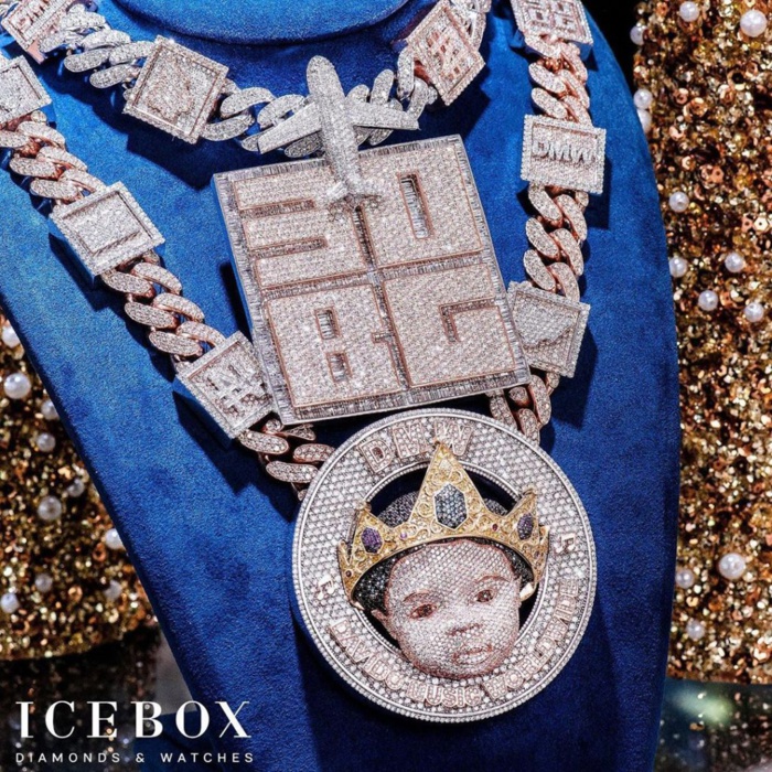Davido débourse 410 000 dollars pour un collier en diamants pour son fils (photos)