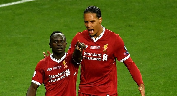 Liverpool : Klopp son soutient encore Van Dijk, au détriment de Sadio Mané