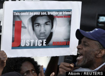 Trayvon Martin: sa mort enflamme les États-Unis - PHOTOS, VIDÉO Trayvon Martin: sa mort enflamme les États-Unis - PHOTOS, VIDÉO