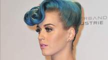 Katy Perry est "célibataire et satisfaite"