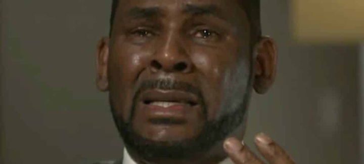 R. Kelly accusé d'avoir usé de faux pour se marier à une mineure