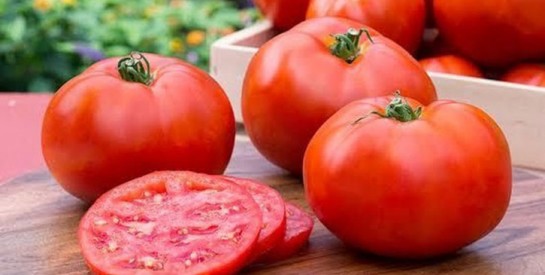 Quatre usages très bénéfiques de la tomate pour la peau