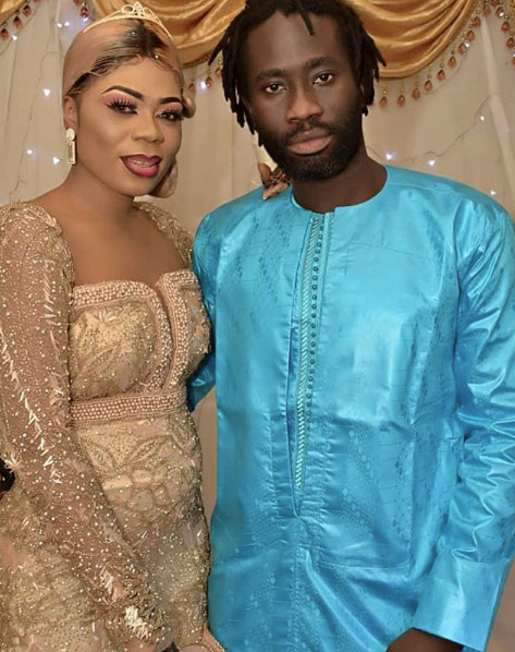 PHOTOS - Cette mariée fait sensation sur la toile avec ses belles tenues PHOTOS - Cette mariée fait sensation sur la toile avec ses belles tenues