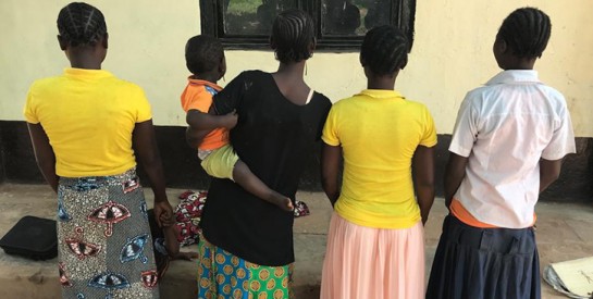 "Nous avions une telle peur de nos parents que l’avortement s’imposait", témoignent des adolescentes "Nous avions une telle peur de nos parents que l’avortement s’imposait", témoignent des adolescentes