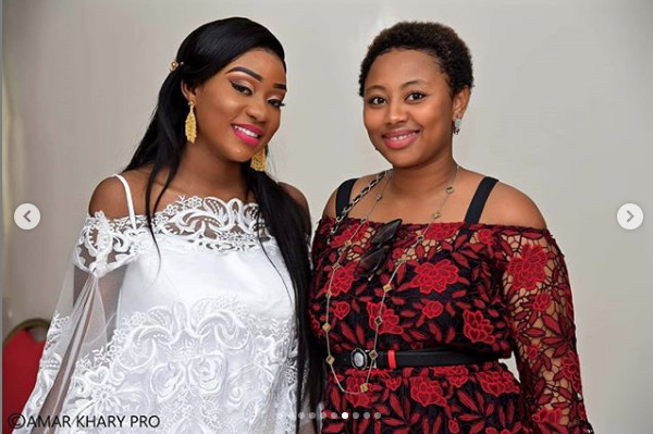 PHOTOS - Le baptême royal de ce couple sénégalais illumine la toile PHOTOS - Le baptême royal de ce couple sénégalais illumine la toile