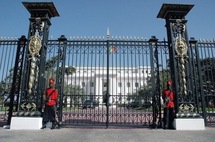 Macky Sall interdit toute activité politique au Palais